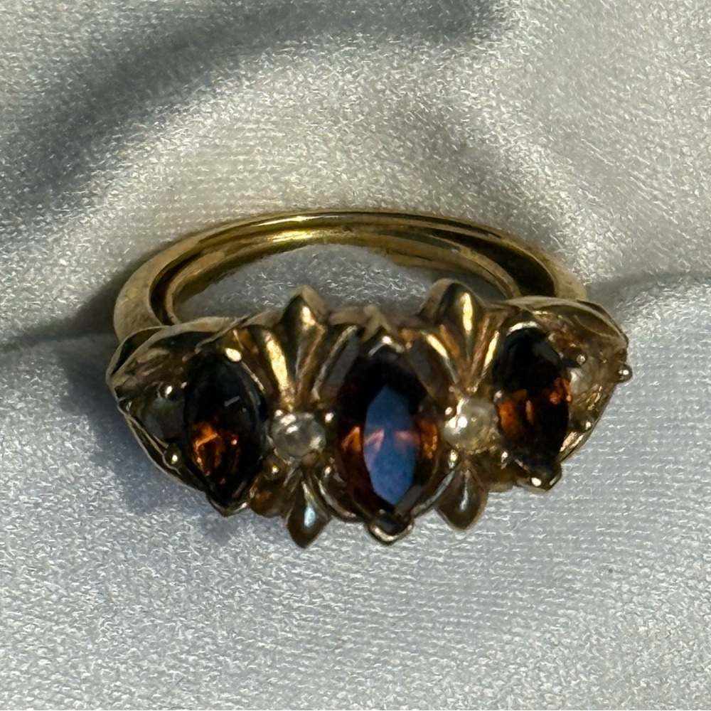 Avon 1973 Royal Occasion Smoky Topaz ring - Picture 8 of 13